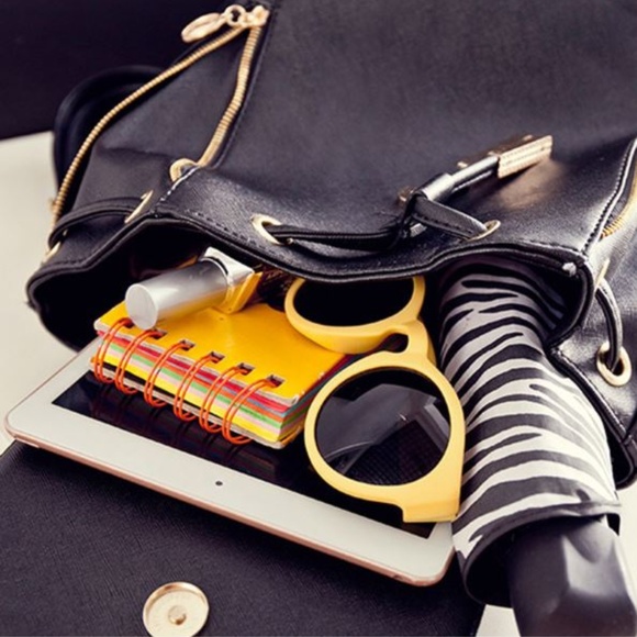 NEW School Day Designer Backpack - Picture 5 of 8